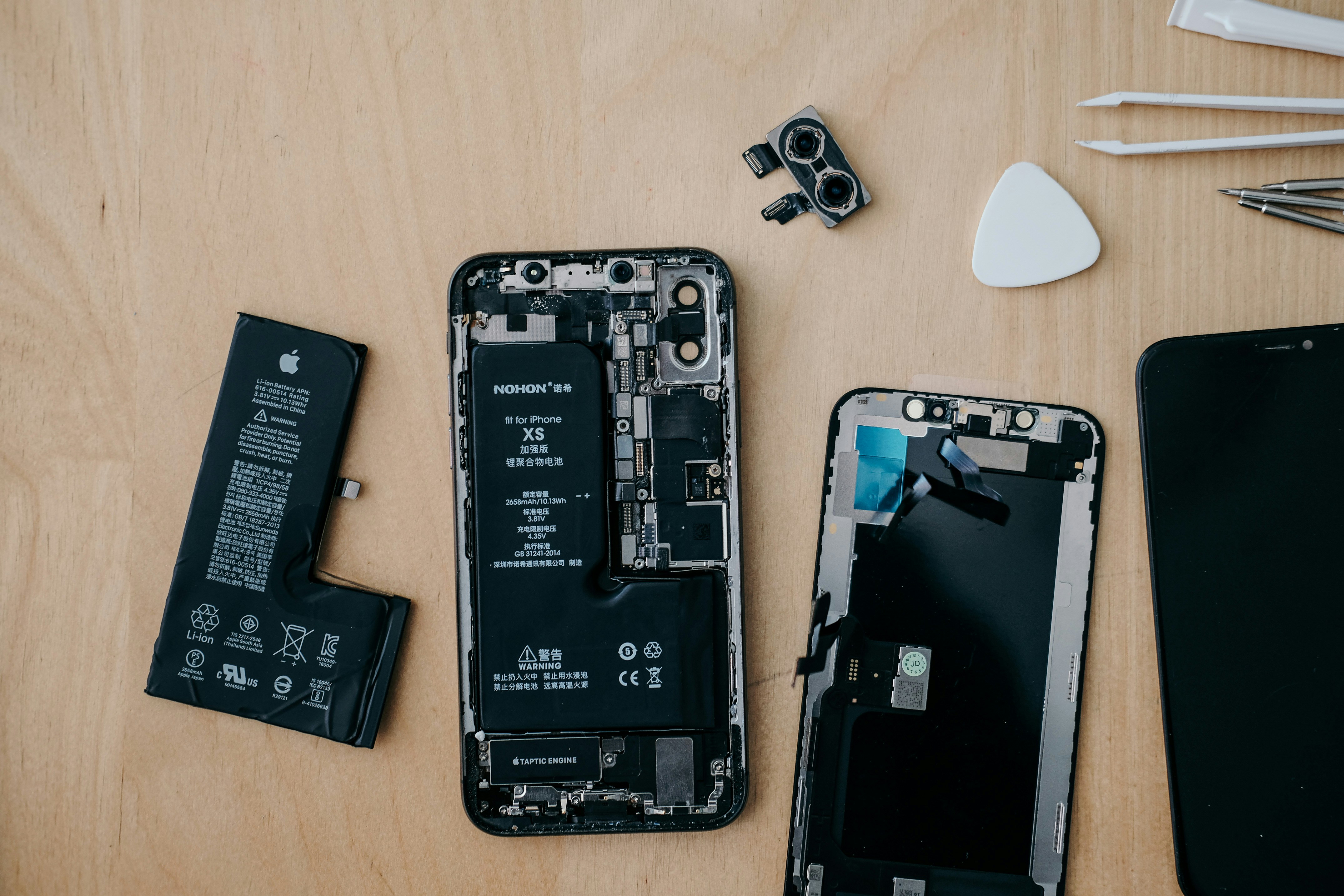 Mobile Phone Repair Training.jpg